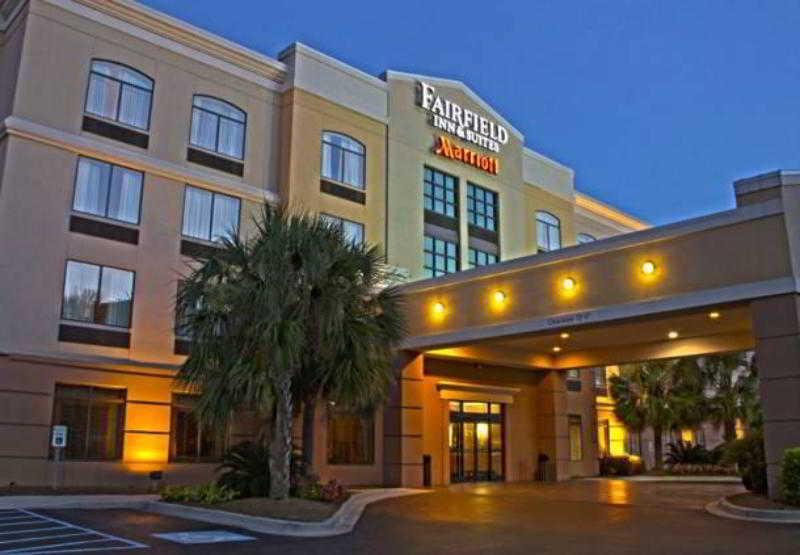 Fairfield Inn & Suites By Marriott Charleston Airport/Convention Center North Charleston Exterior photo