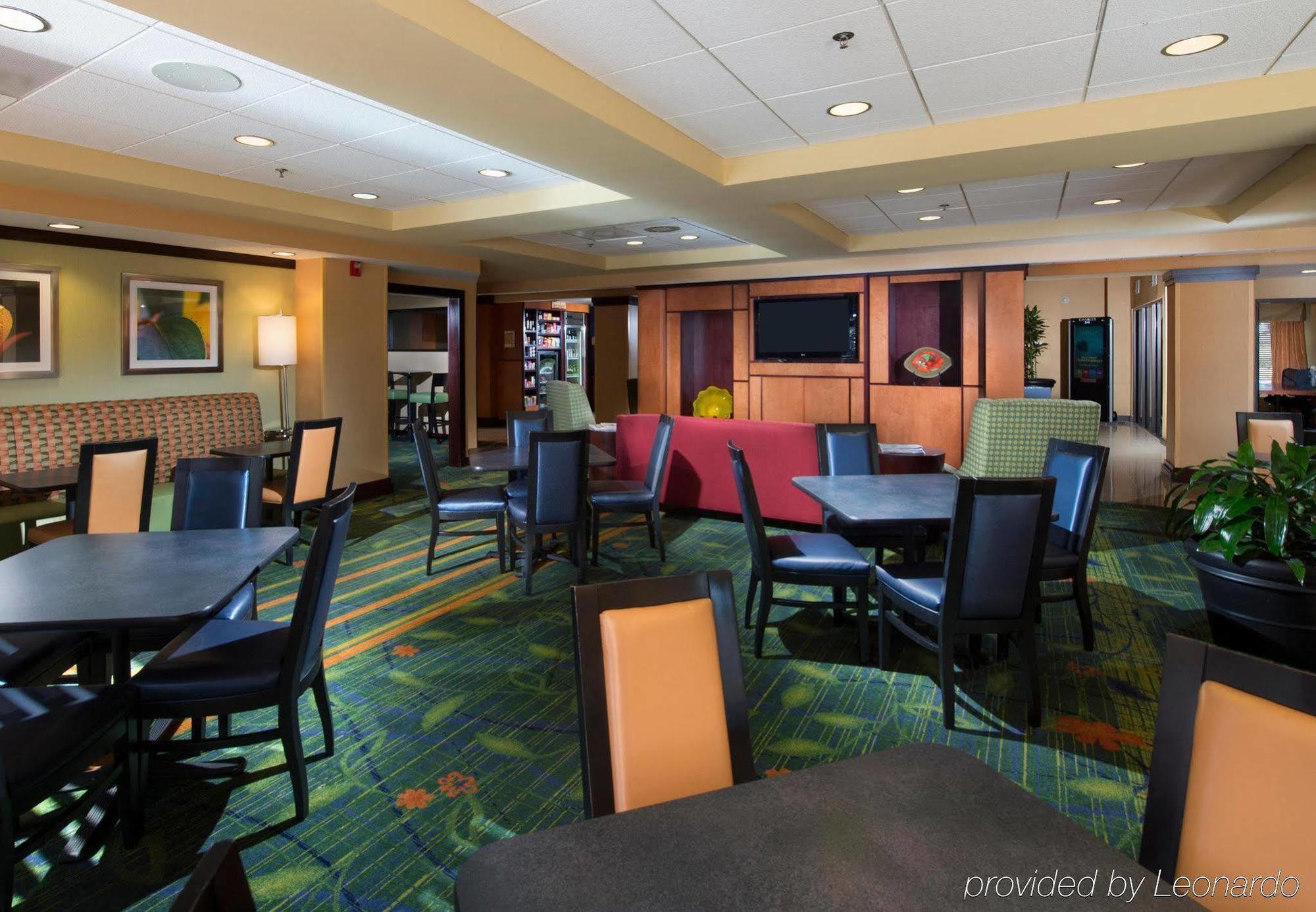 Fairfield Inn & Suites By Marriott Charleston Airport/Convention Center North Charleston Exterior photo