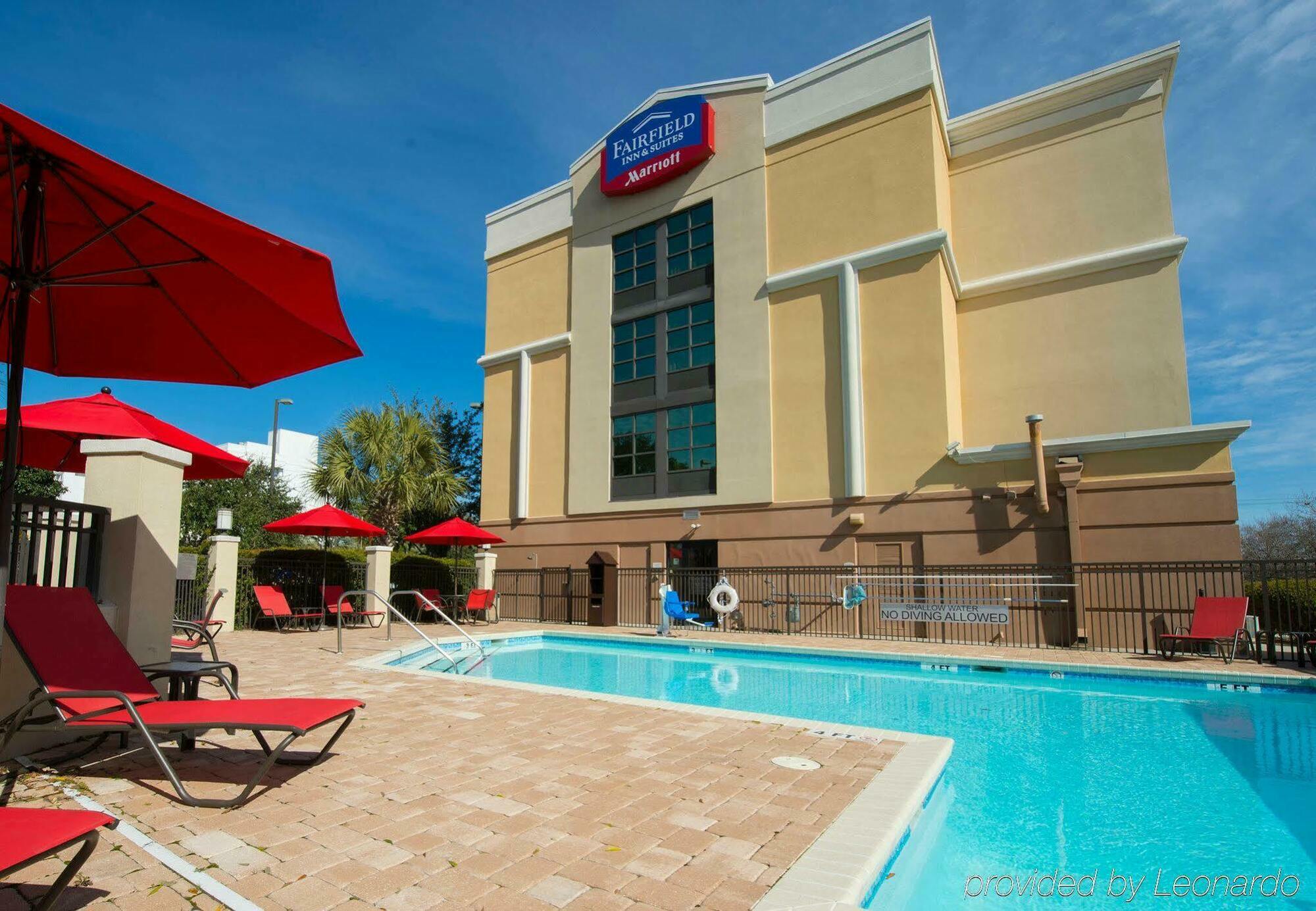 Fairfield Inn & Suites By Marriott Charleston Airport/Convention Center North Charleston Exterior photo